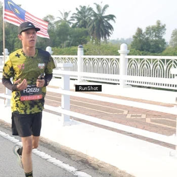 Runner Photo 6835620