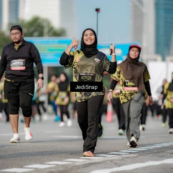 Runner Photo 6835624