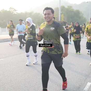 Runner Photo 6835633