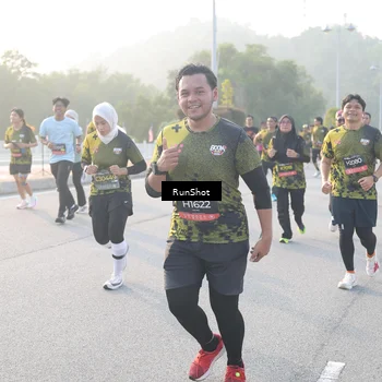 Runner Photo 6835638