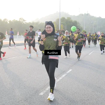 Runner Photo 6835644