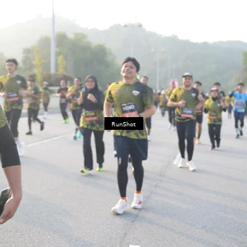 Runner Photo 6835647