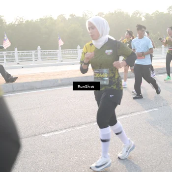 Runner Photo 6835663