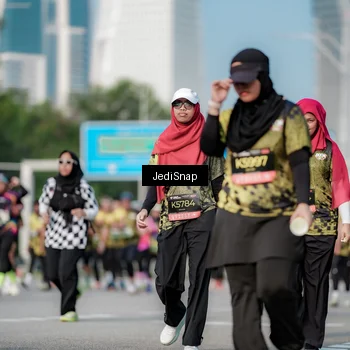 Runner Photo 6835664