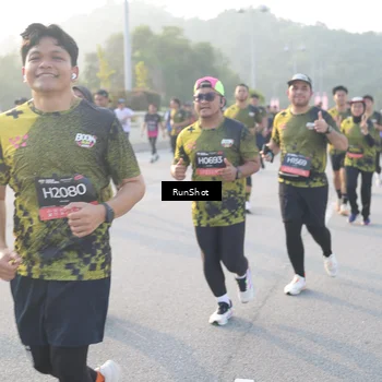 Runner Photo 6835665