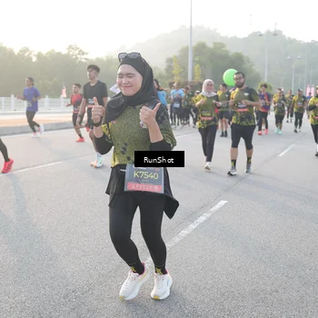 Runner Photo 6835669