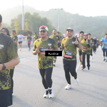 Runner Photo 6835670