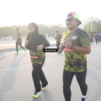 Runner Photo 6835688