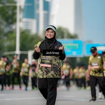 Runner Photo 6835705