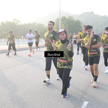 Runner Photo 6835710