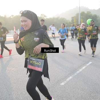 Runner Photo 6835711