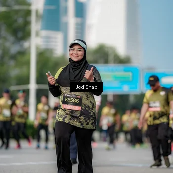 Runner Photo 6835713