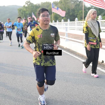 Runner Photo 6835719