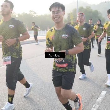 Runner Photo 6835734