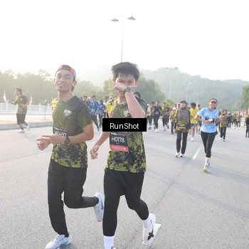 Runner Photo 6835736