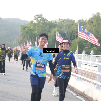 Runner Photo 6835750