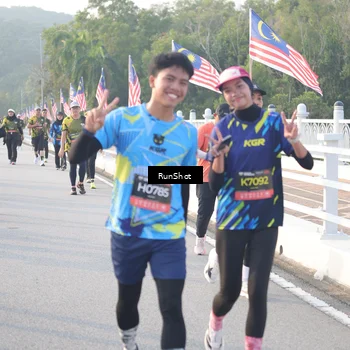 Runner Photo 6835763