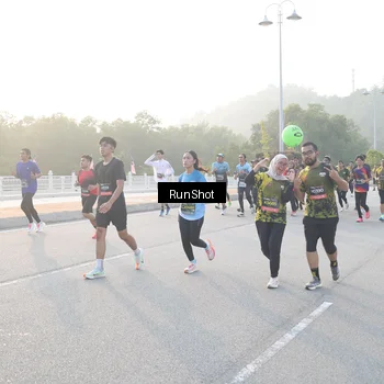 Runner Photo 6835770