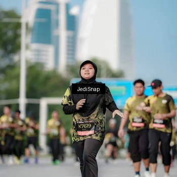 Runner Photo 6835780