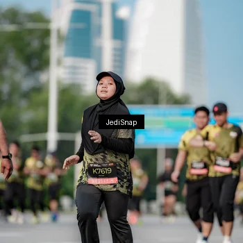 Runner Photo 6835793