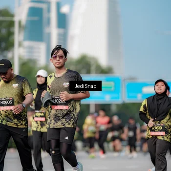 Runner Photo 6835794
