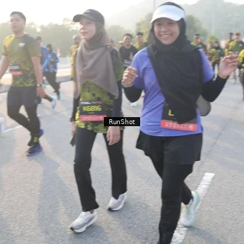 Runner Photo 6835801