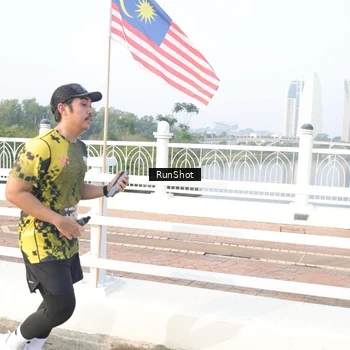 Runner Photo 6835807
