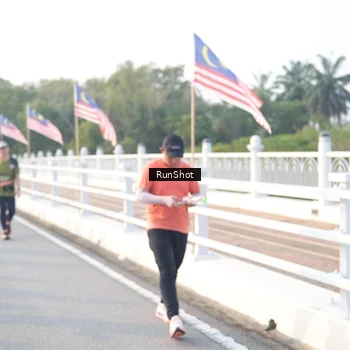 Runner Photo 6835808