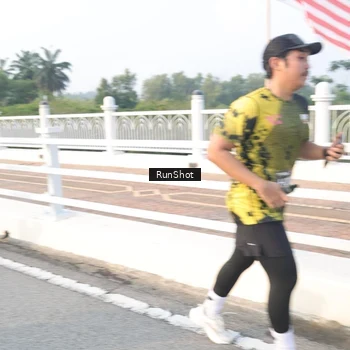 Runner Photo 6835810