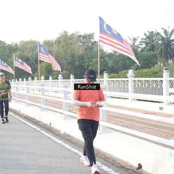 Runner Photo 6835814