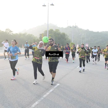 Runner Photo 6835817