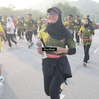 Runner Photo 6835821