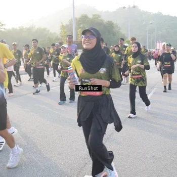 Runner Photo 6835838