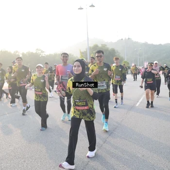 Runner Photo 6835844