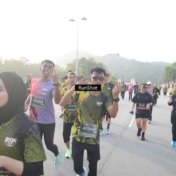 Runner Photo 6835852
