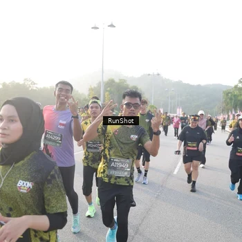 Runner Photo 6835854