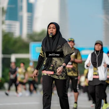 Runner Photo 6835860