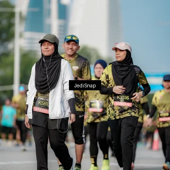 Runner Photo 6835874