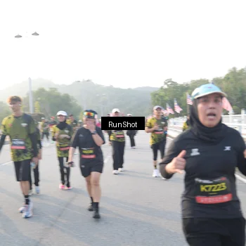 Runner Photo 6835875