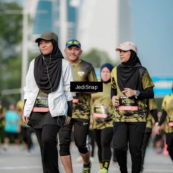 Runner Photo 6835877