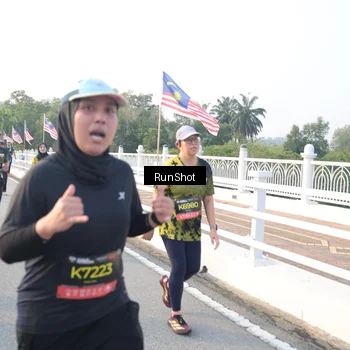 Runner Photo 6835878