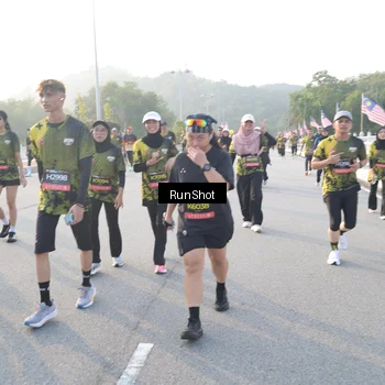Runner Photo 6835880