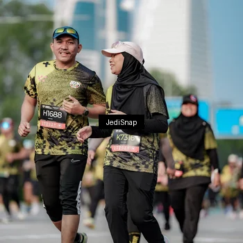 Runner Photo 6835886