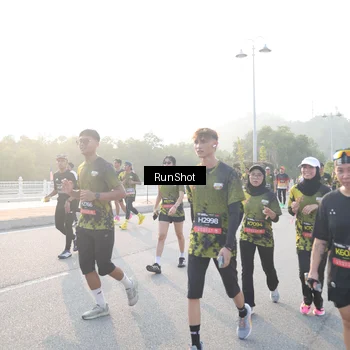 Runner Photo 6835892