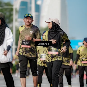 Runner Photo 6835895