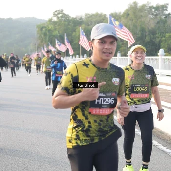 Runner Photo 6835902