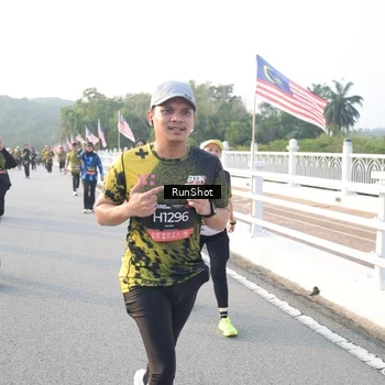 Runner Photo 6835907