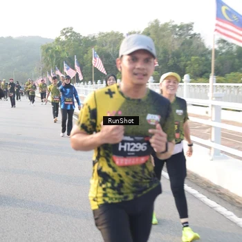 Runner Photo 6835911