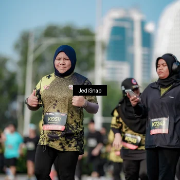 Runner Photo 6835915