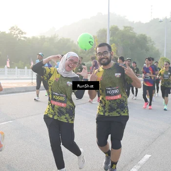 Runner Photo 6835917